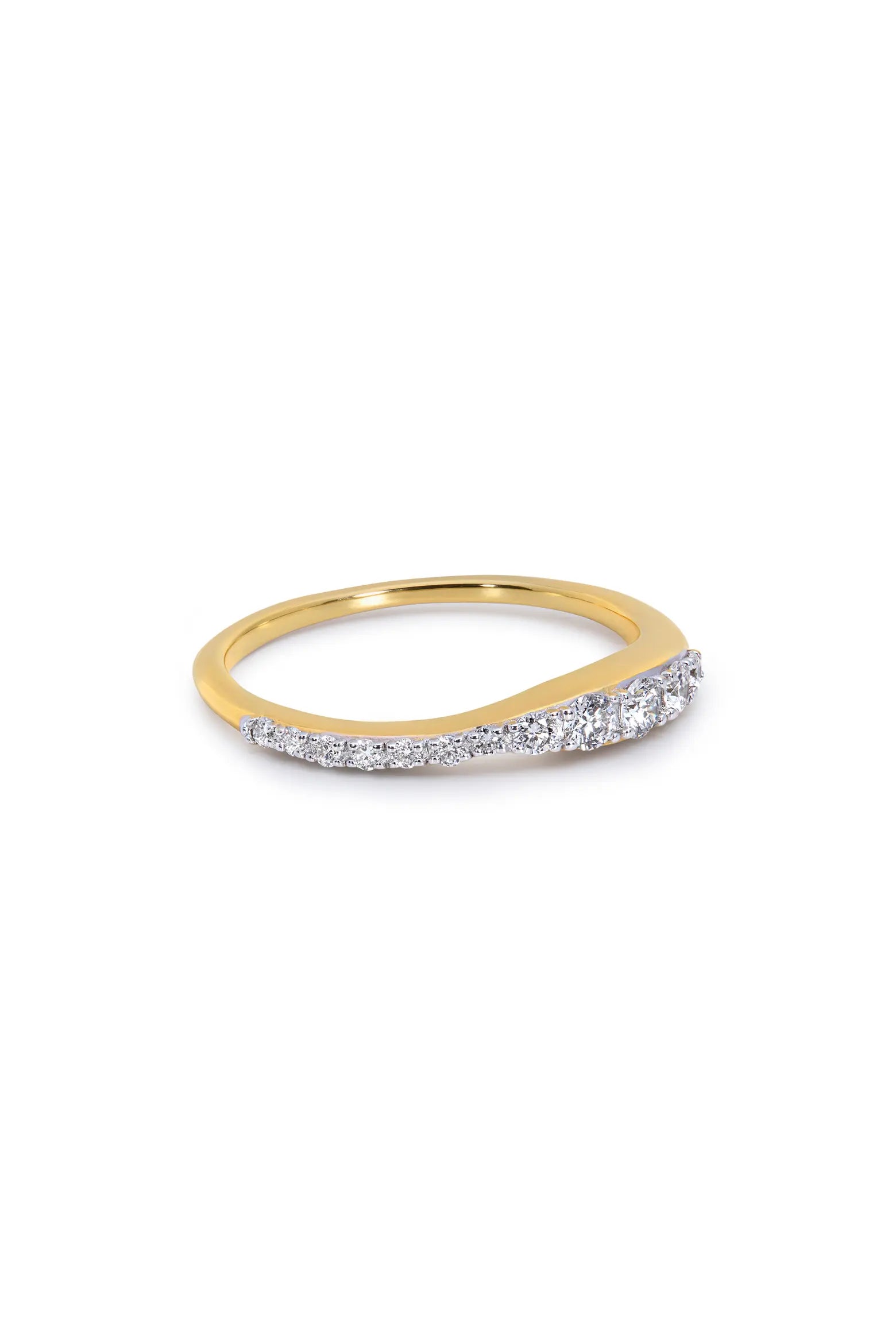 Onda Curved Pavé Ring